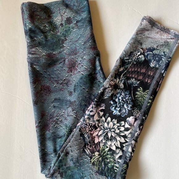 Evolution and Creation Pants - Evolution and Creation (EVCR) yoga pants